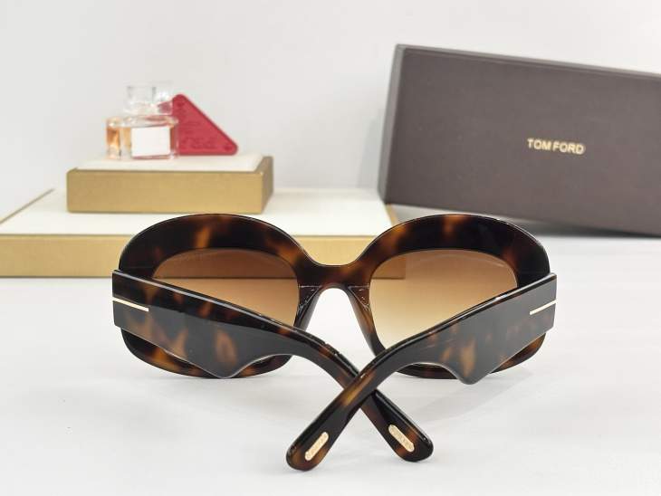 Picture of Tom Ford Sunglasses _SKUfw75760490fw